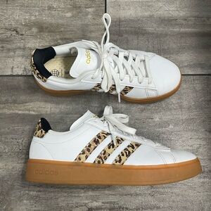 Adidas Grand Court sneaker